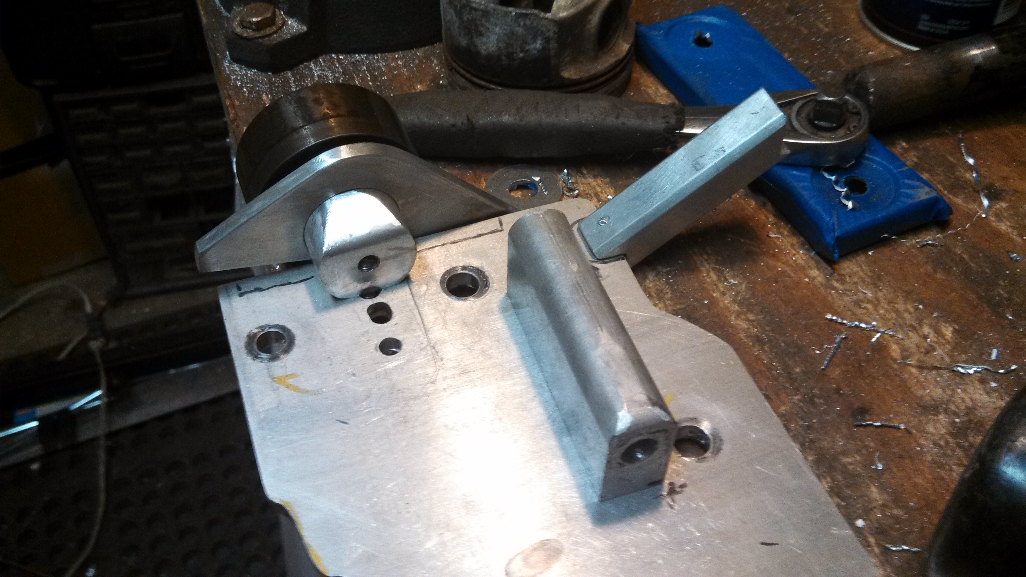 ALT and tensioner mount2.jpg