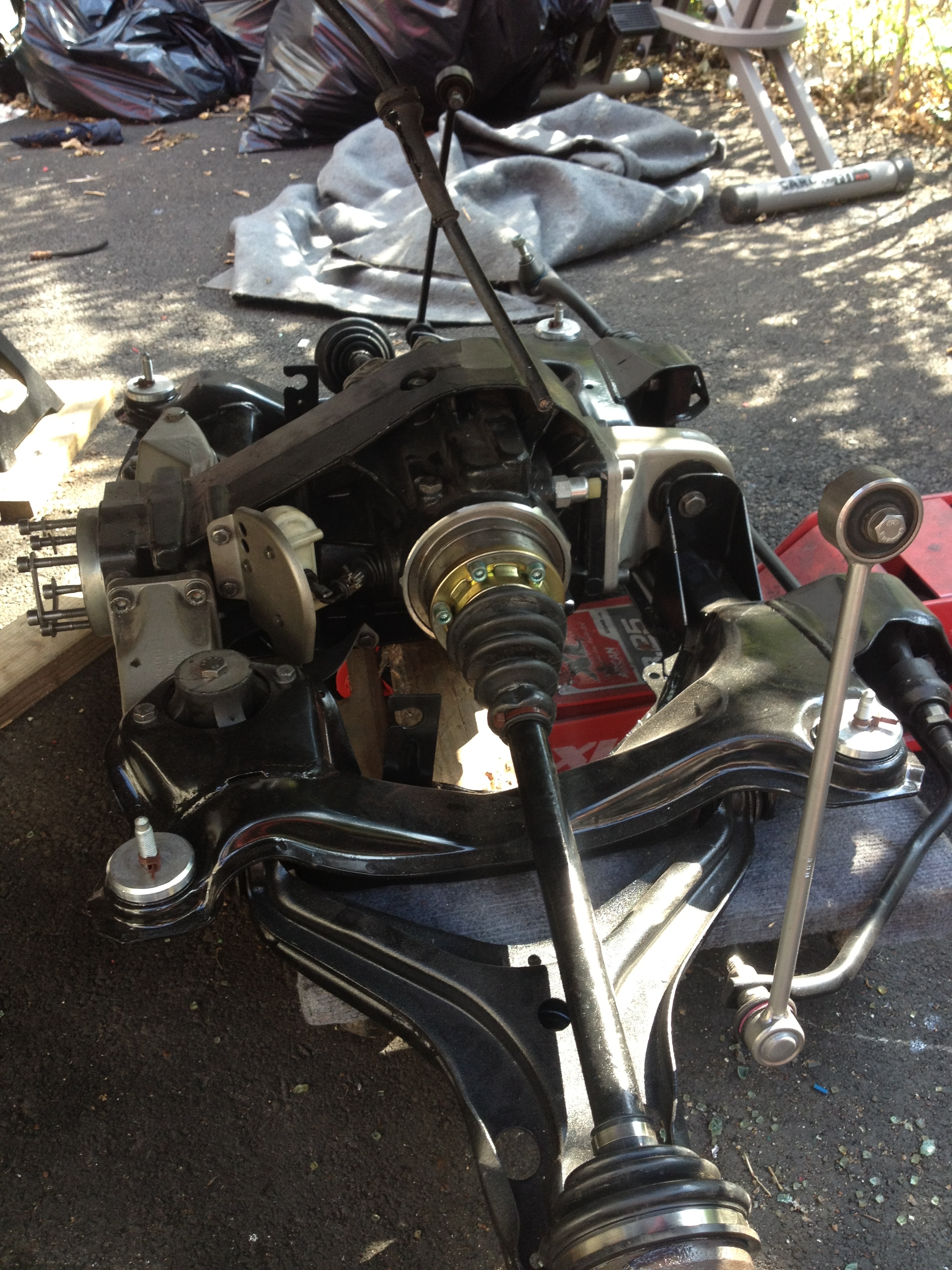 Sebastian's CQ91' rear suspension assembly 1.jpg