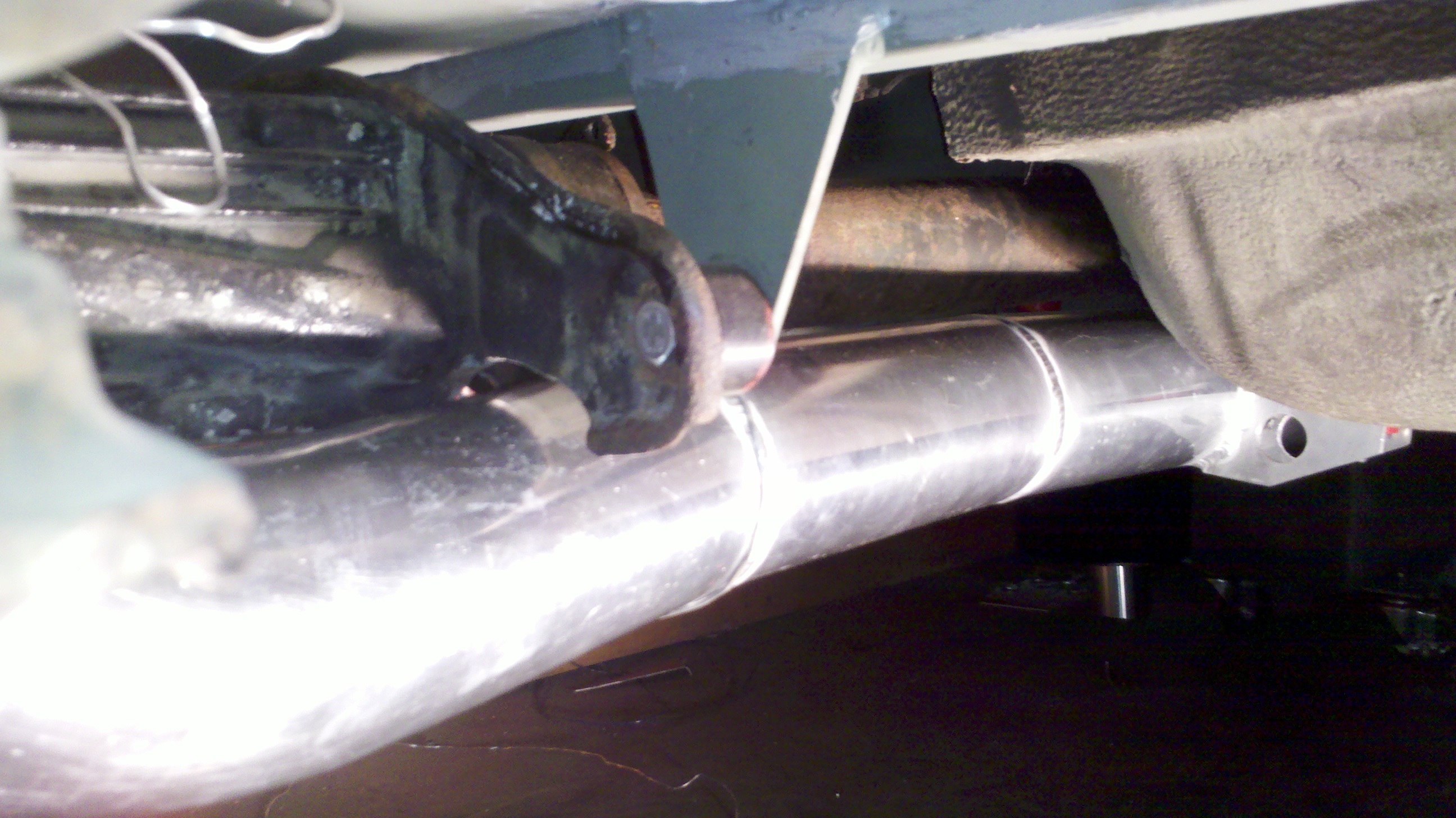 exh clearanced v8 dif mount.jpg